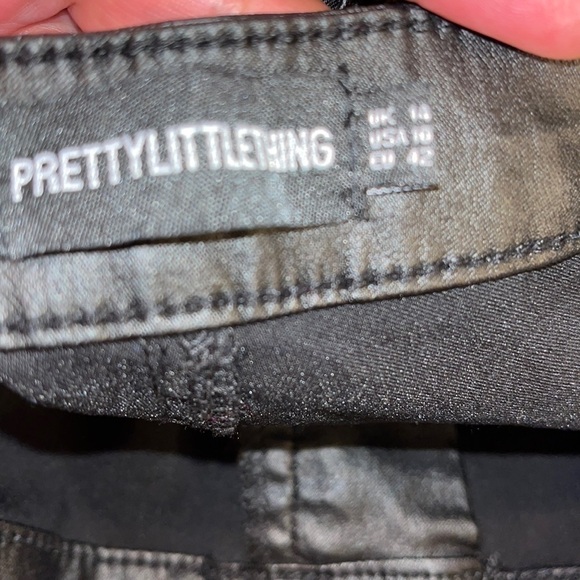 Pretty LittleThing Black 5 Pocket Coated Skinny Jeans 10. Excellent condition. - Picture 5 of 8